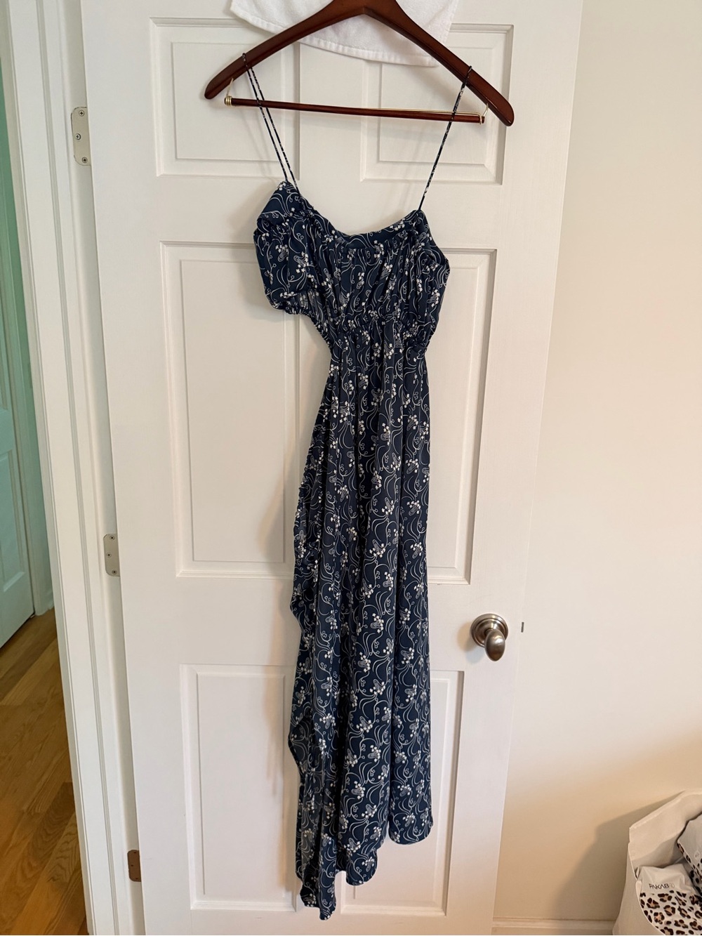 Women’s JCrew Navy Paisley Print Spaghetti Strap Maxi Dress size medium